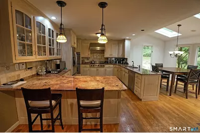 14 Brae Loch Way, Shelton, CT 06484 - Photo 10