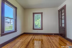 29 8th St, Derby, CT 06418 - Photo 2