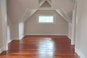 41 Hobart St, New Haven, CT 06511 - Photo 2