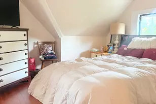 41 Hobart St, New Haven, CT 06511 - Photo 2