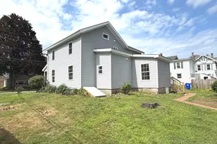 96 Elm St, Thomaston, CT 06787 - Photo 8