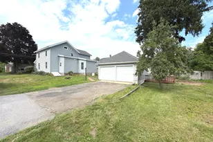 96 Elm St, Thomaston, CT 06787 - Photo 10