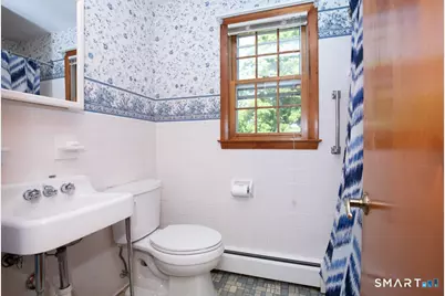 153 Fiesta Heights, Meriden, CT 06451 - Photo 28