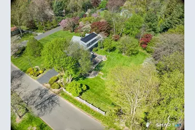 94 Fennbrook Drive, Hamden, CT 06517 - Photo 6