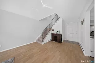 35 Woodway Rd, Stamford, CT 06902 - Photo 10
