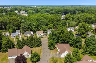 42 Joanne Dr, East Hartford, CT 06108 - Photo 6