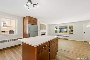 24 Pentlow Ave, New Britain, CT 06053 - Photo 8