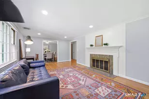 8 Penwood Rd, Bloomfield, CT 06002 - Photo 12