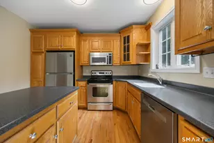 32 Songbird Ln, Farmington, CT 06032 - Photo 8