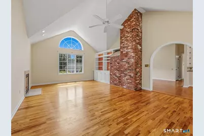 2 Brocketts Lane, Branford, CT 06405 - Photo 12