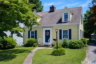 12 Edgewood Ave, Ansonia, CT 06401 - Photo 2