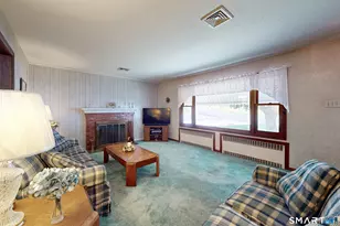31 Holly St, Waterbury, CT 06706 - Photo 8