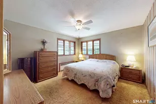 31 Holly St, Waterbury, CT 06706 - Photo 16