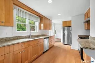 290 Soundview Ave, Stamford, CT 06902 - Photo 6