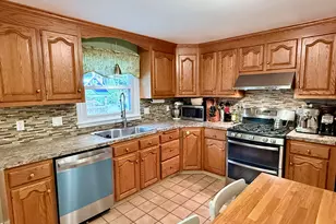 166 Stevens Ln, Glastonbury, CT 06033 - Photo 12
