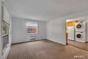 22 Park Pl, New Britain, CT 06052 - Photo 2
