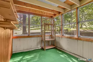 22 Park Pl, New Britain, CT 06052 - Photo 12