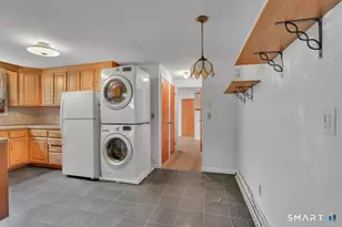 22 Park Pl, New Britain, CT 06052 - Photo 4