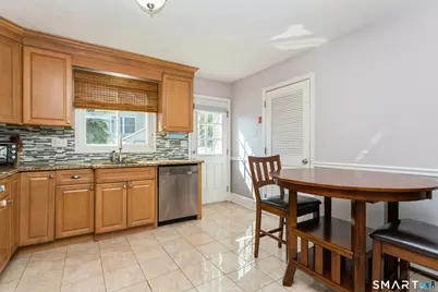 32 Sherwood Place #32, Fairfield, CT 06890 - Photo 6