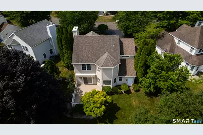 24 Wintonbury Drive, Farmington, CT 06032 - Photo 2