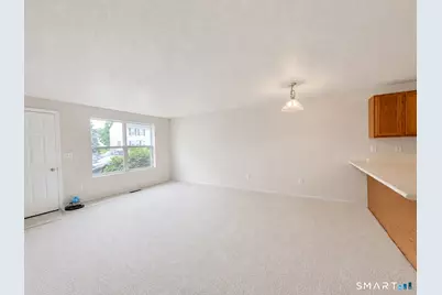 11 Holly Lane #11, Glastonbury, CT 06033 - Photo 8