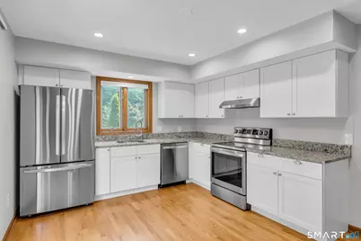 10 Clancy Road, Branford, CT 06405 - Photo 8