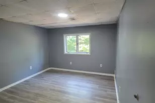 43 Framingham Drive, Waterbury, CT 06705 - Photo 12