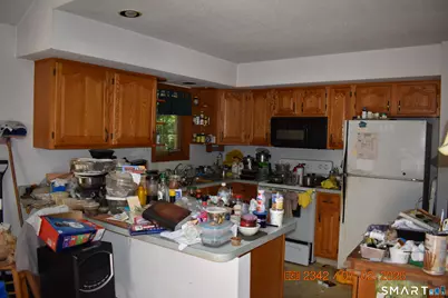 1 Bronson Drive, Beacon Falls, CT 06403 - Photo 4