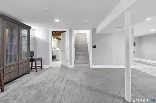 105 Sunset Dr, Derby, CT 06418 - Photo 20