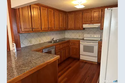 4 South Edgewood Road, East Lyme, CT 06357 - Photo 2