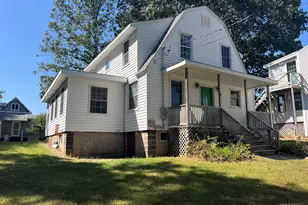 4 S Edgewood Rd, East Lyme, CT 06357 - Photo 1