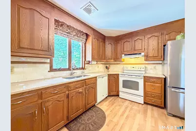 1258 Saybrook Road, Middletown, CT 06457 - Photo 12