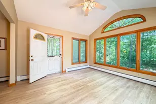 1258 Saybrook Rd, Middletown, CT 06457 - Photo 8