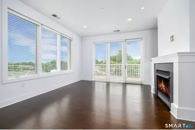 77 Havemeyer Lane #303, Stamford, CT 06902 - Photo 2