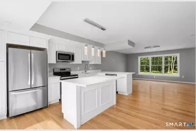 15 Colby Court, New Haven, CT 06515 - Photo 2