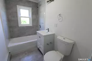 338 Lyme St, Hartford, CT 06112 - Photo 8