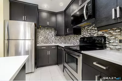 51 Schuyler Avenue #3B, Stamford, CT 06902 - Photo 6