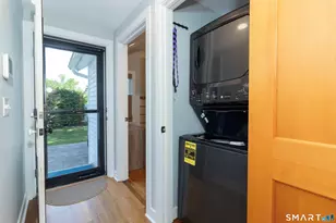 98 Union St, Guilford, CT 06437 - Photo 4