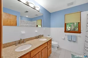 29 Foxwood Rd, Trumbull, CT 06611 - Photo 28