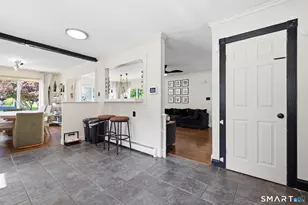 203 Robin St, Bridgeport, CT 06606 - Photo 6
