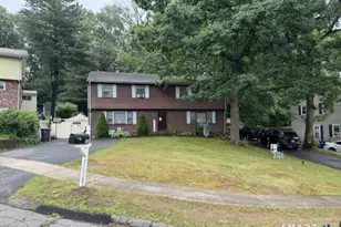 51 Round Hill Rd, Southington, CT 06489 - Photo 2