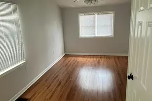 31 Ives St, Hamden, CT 06518 - Photo 12