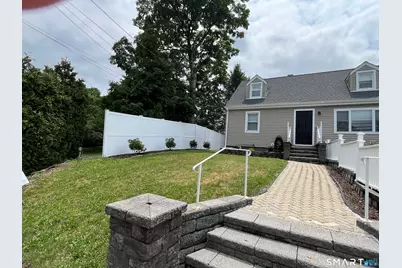 31 Ives Street, Hamden, CT 06518 - Photo 2