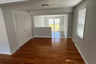 31 Ives St, Hamden, CT 06518 - Photo 6