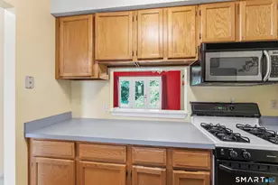 59 Old Post Rd, Clinton, CT 06413 - Photo 8