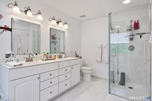 1 Cambridge Dr, Danbury, CT 06811 - Photo 30