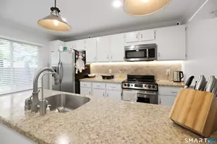 1463 Black Rock Tpke, Fairfield, CT 06825 - Photo 4