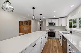 64 Red Top Dr, West Hartford, CT 06110 - Photo 14