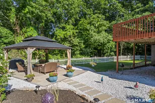 2 Heidi Ct, Wolcott, CT 06716 - Photo 8