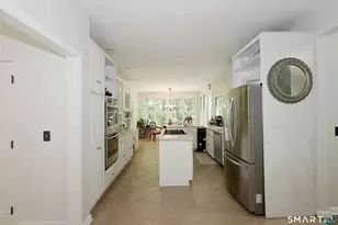 123A Peaceable St, Redding, CT 06896 - Photo 18